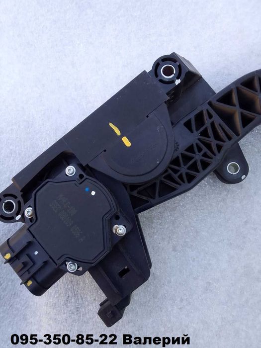 Электронная педаль газа Шевроле- Каптива 2008 .оригинал. рабочая