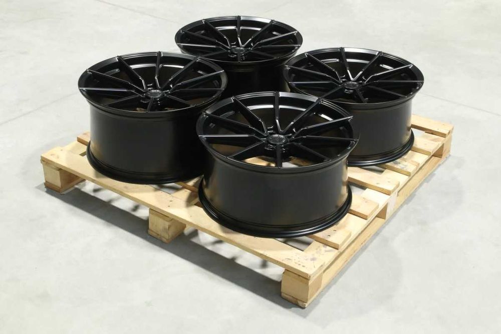 OUTLET! Felgi Japan Racing SL02 20x9,5 ET34 + 20x10,5 ET35 5x112 Black