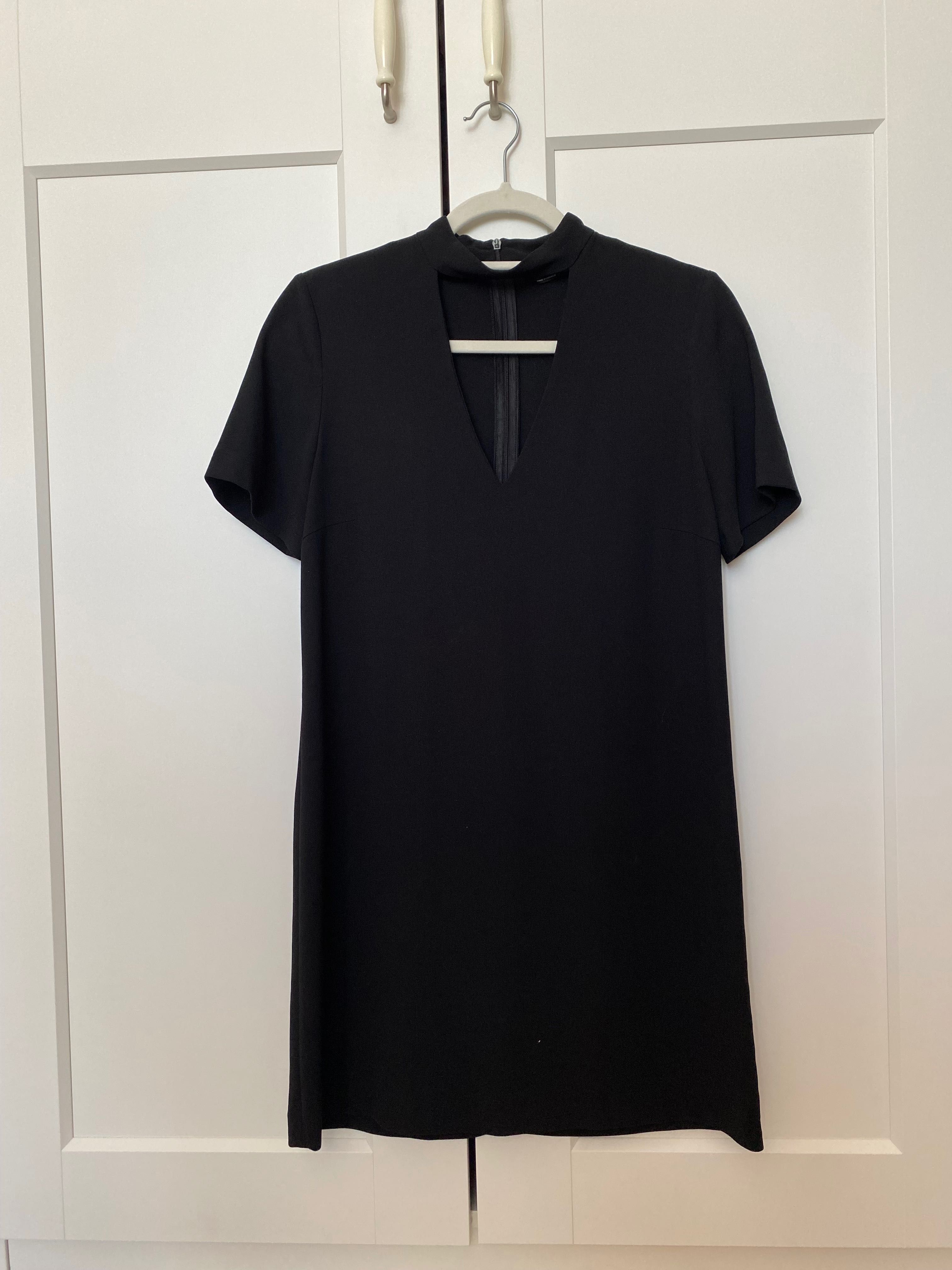 Mała czarna- Czarna mini sukienka Zara Rozmiar XS