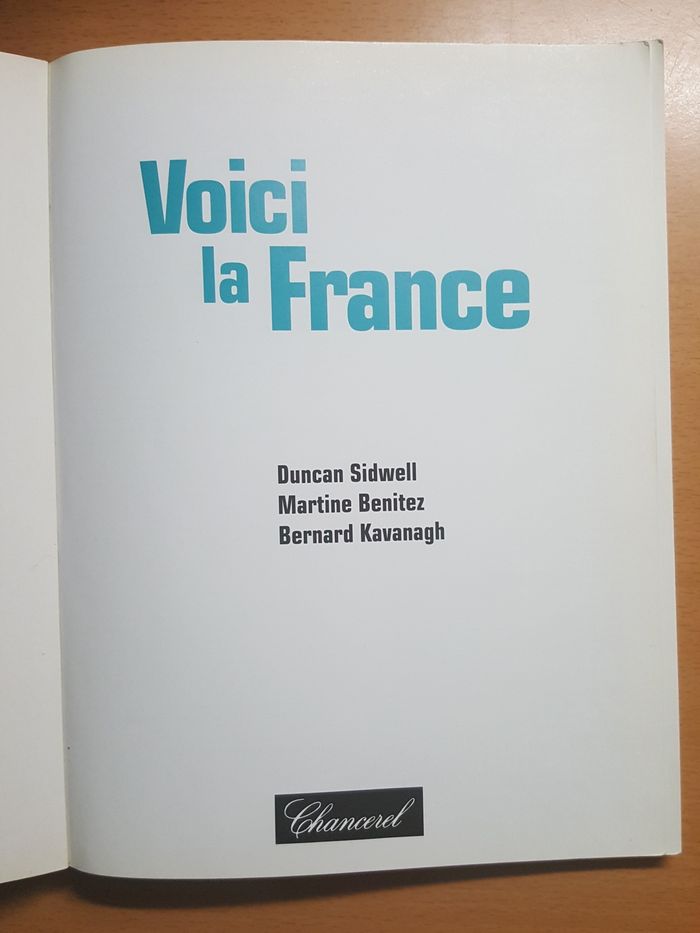 KSIĄŻKA "Voici la France" do nauki francuskiego, francuski