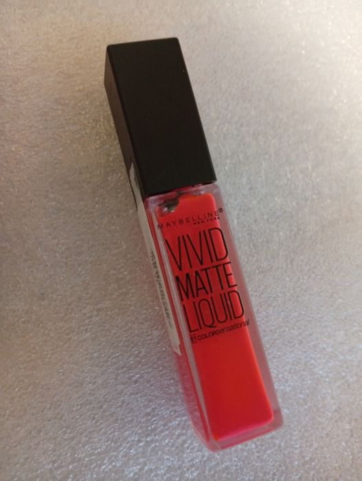 Maybelline New York Новая губная помада