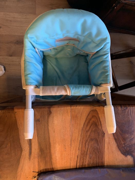 cadeira de refeição portátil