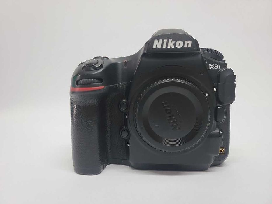 Câmara DSLR profissional Nikon D850 - venda loja