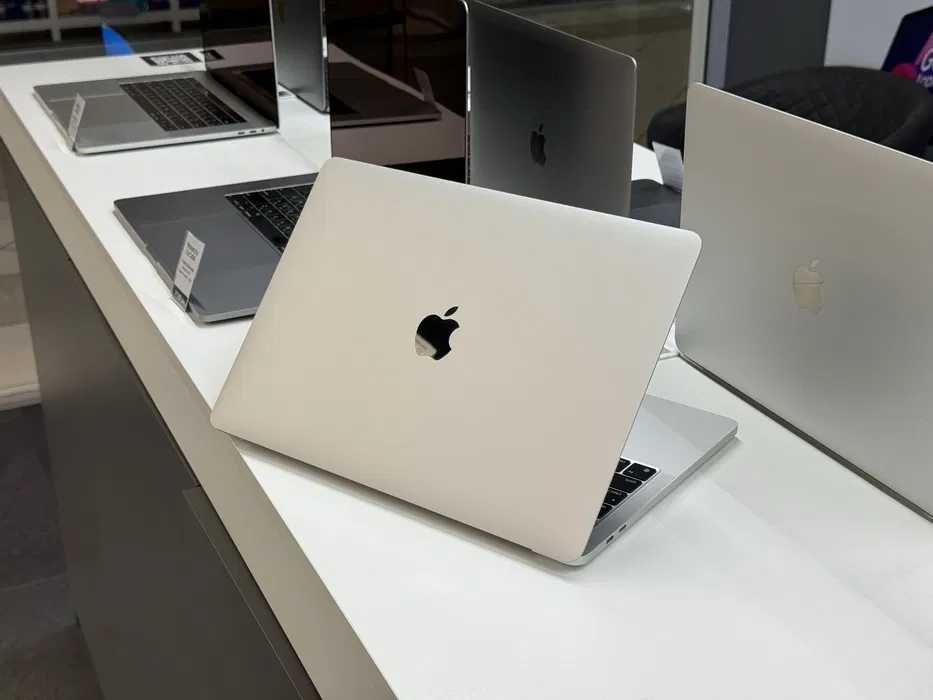 MacBook Pro 13’’ 2020 M1 8GB | 256GB • ГАРАНТІЯ ＞Київ ТЦ “LAKE PLAZA”