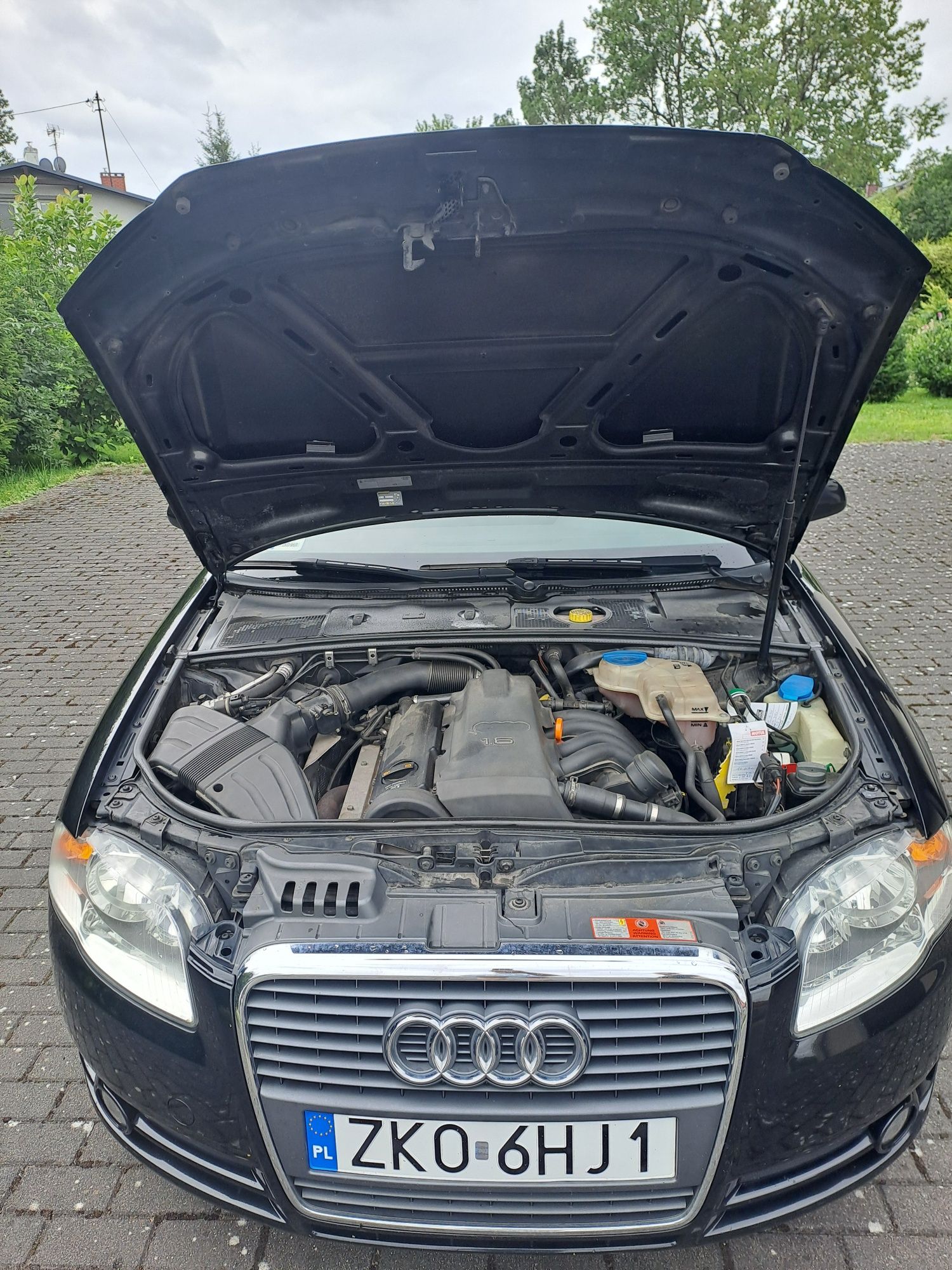Audi a4 b7 1,6 benzyna MPI 2006 rok