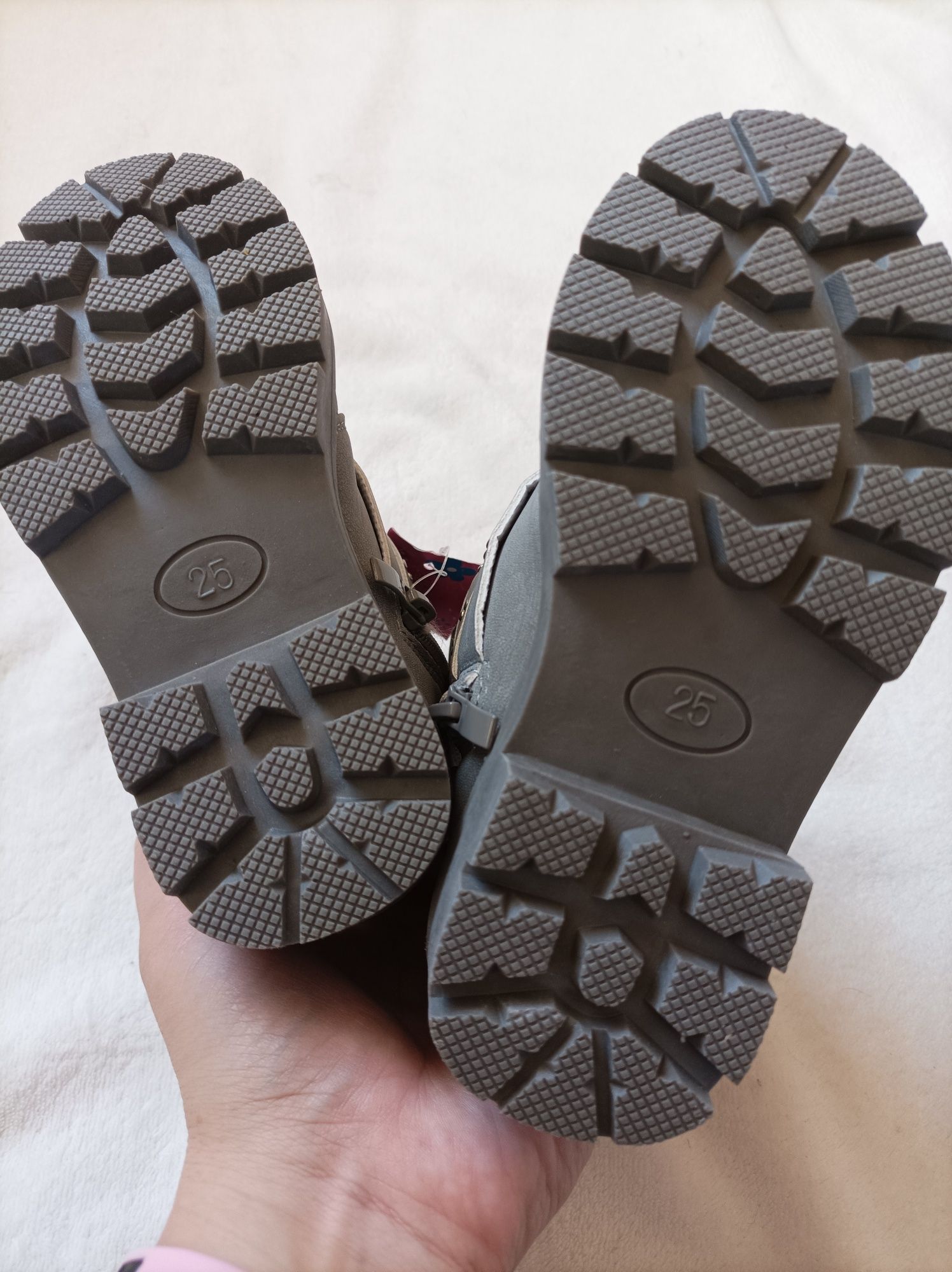 Buty zimowe kozaki botki ciepłe dla dziewczynki ocieplane 25 wkł 16,5