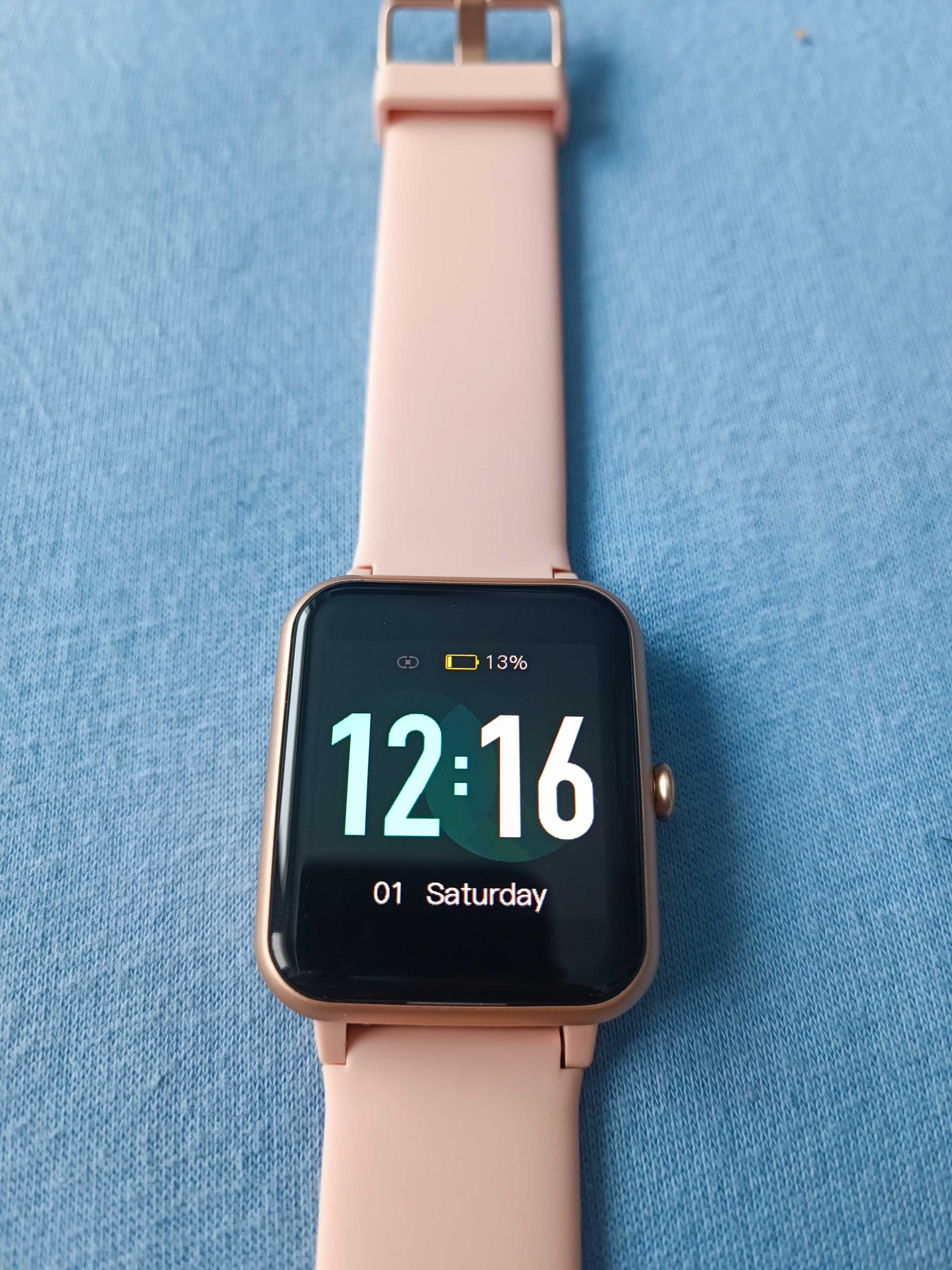 Smartwatch różowy