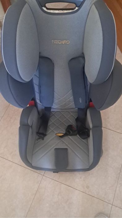 Cadeira auto (Recaro)