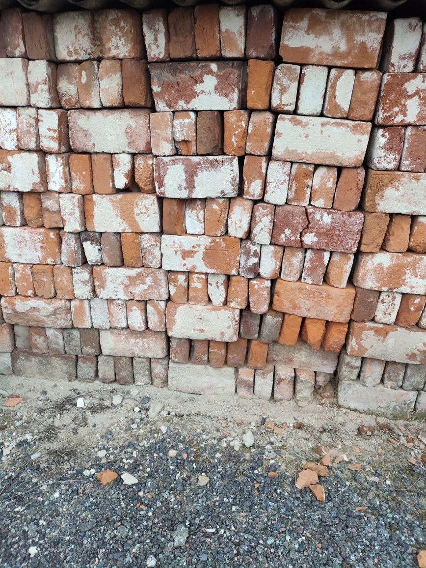 Cegla z rozbiórki