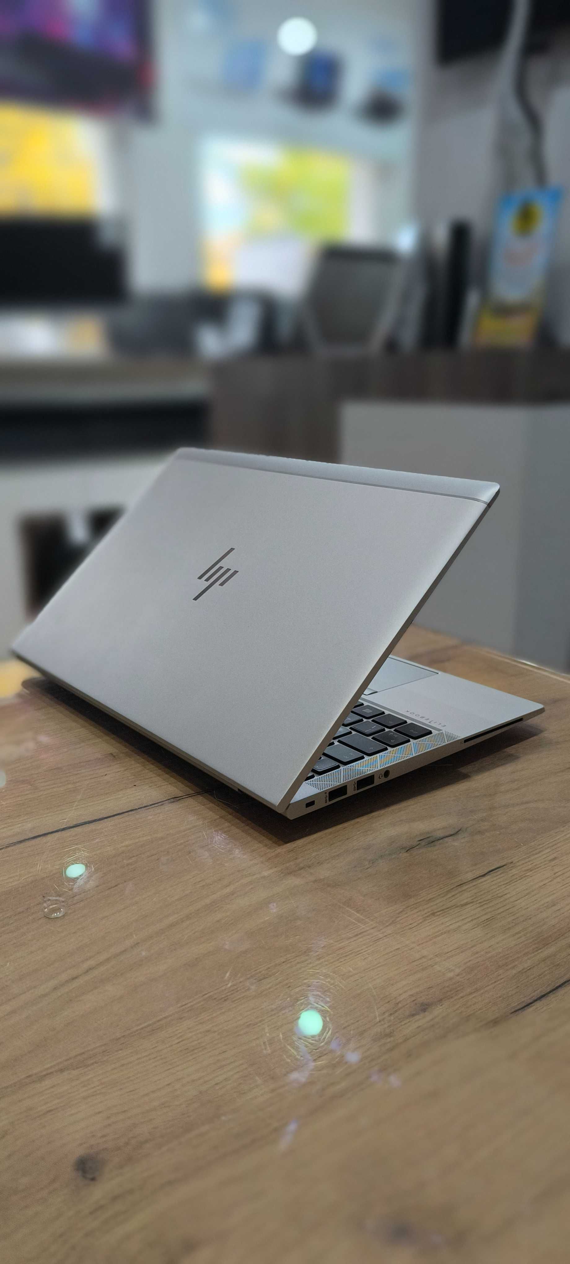 HP EliteBook G7/ Ryzen 3 PRO/ 256GB NVMe/ Radeon / 16GB/ #ELEMENTO