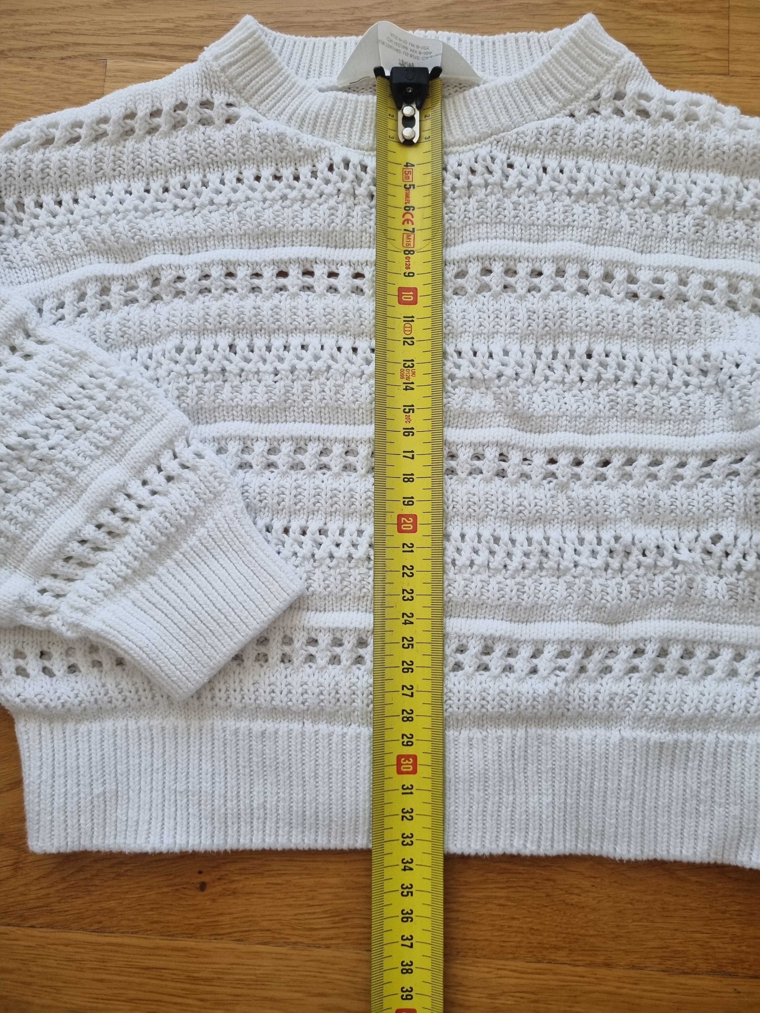Sweterek dziewczecy ażurowy 134/140