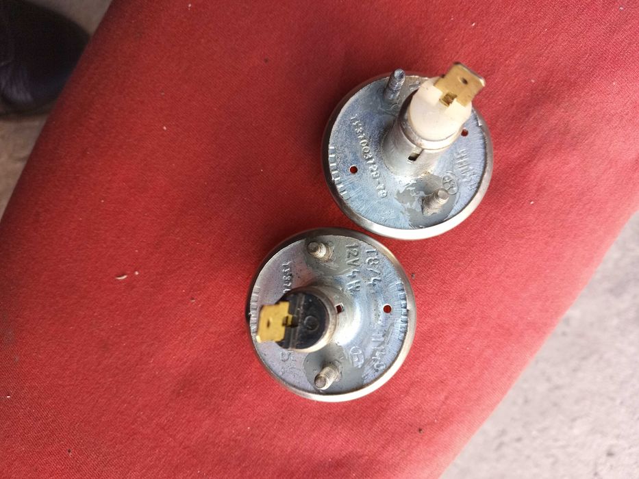 Повторители поворотов на крыло ВАЗ-2101, ГАЗ-24 новые