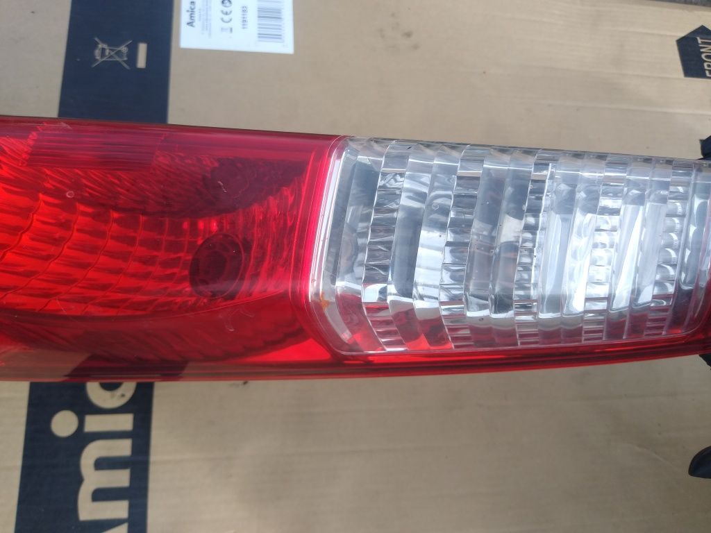 Lampa tył prawa Honda CR-V II oryginał wkład