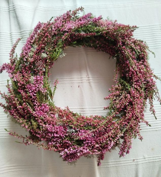 Wianek z mchu i wrzosow.100% natury