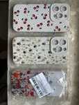 Zestaw niwych wtui iphone 14 pro