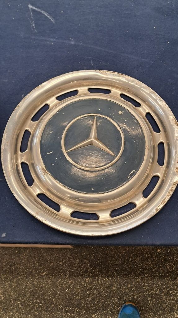 Kołpaki dekle mercedes w 115 w123