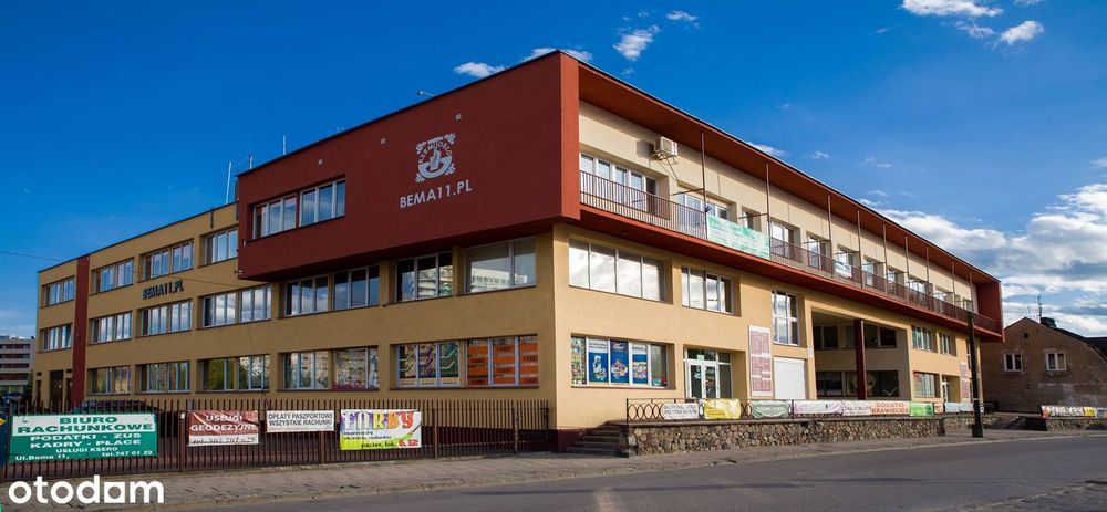 Lokal usługowy 13 m2 w budynku Rzemieślnik