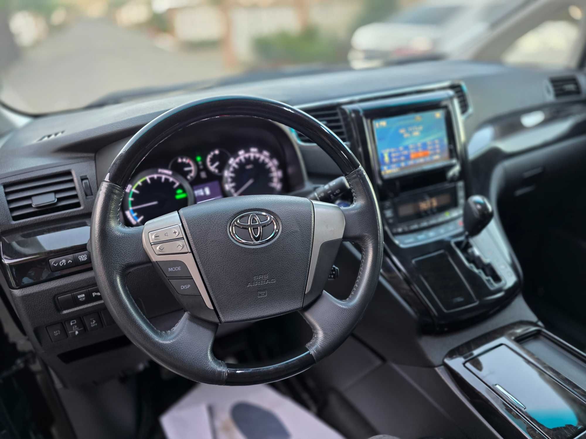 Toyota Vellfire 2012 Гибрид 2,4л вариатор