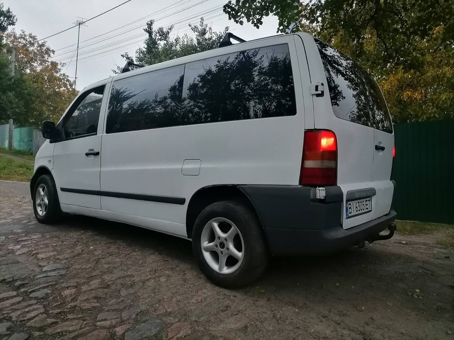 Продам автомобіль Mercedes Vito