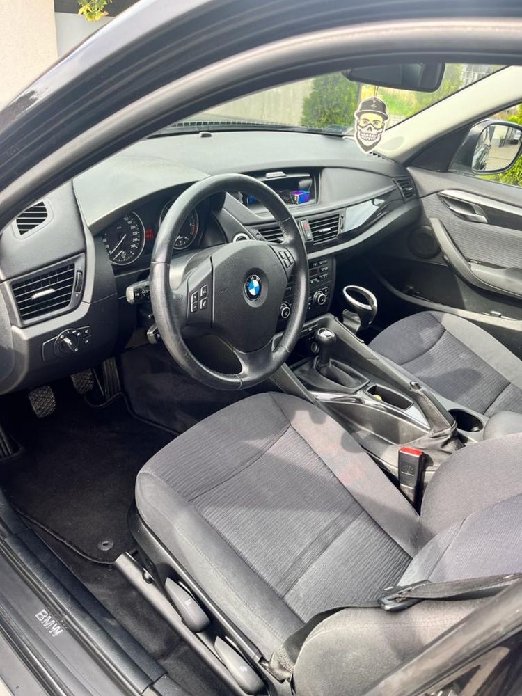 Samochod osobowy BMW X1