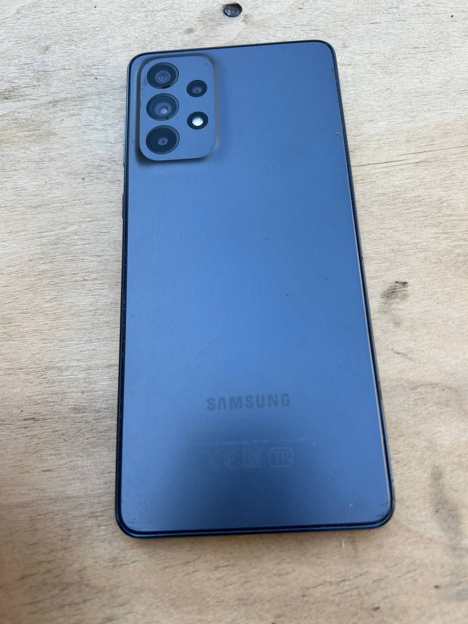 Телефон Samsung А73
