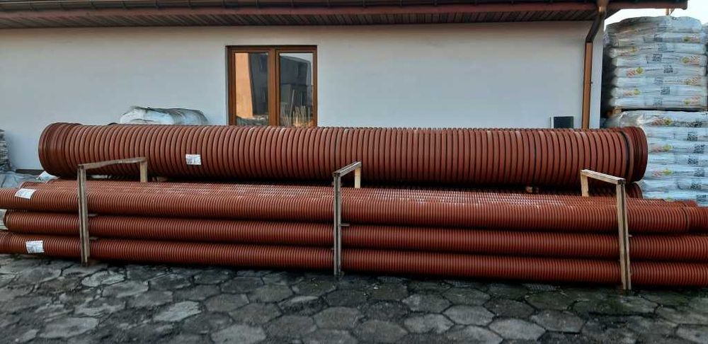 Rura kanalizacyjna fi 160 grubość 4,0 PVC długość 1m rury PCV