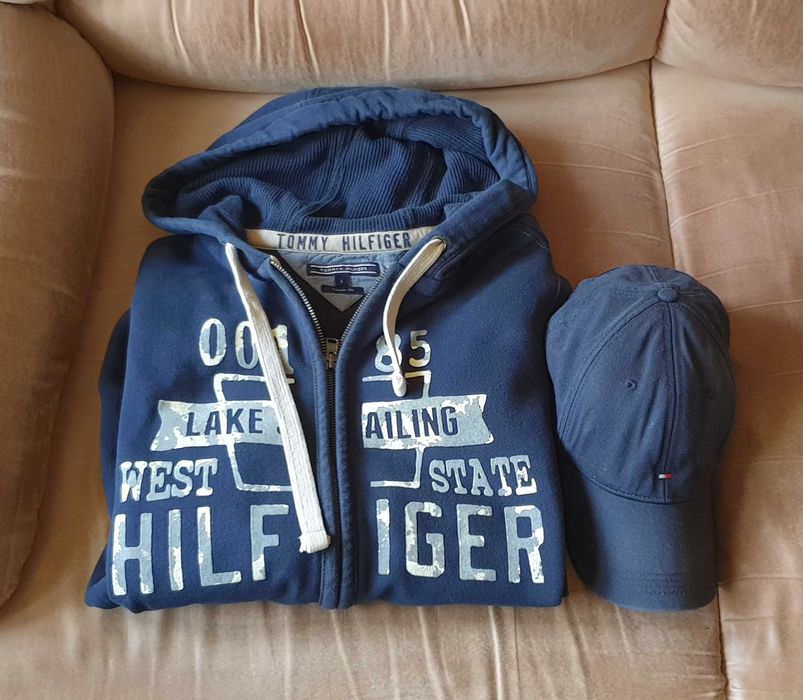 Oryginalna męska bluza Tommy hilfiger rozm.S plus czapka