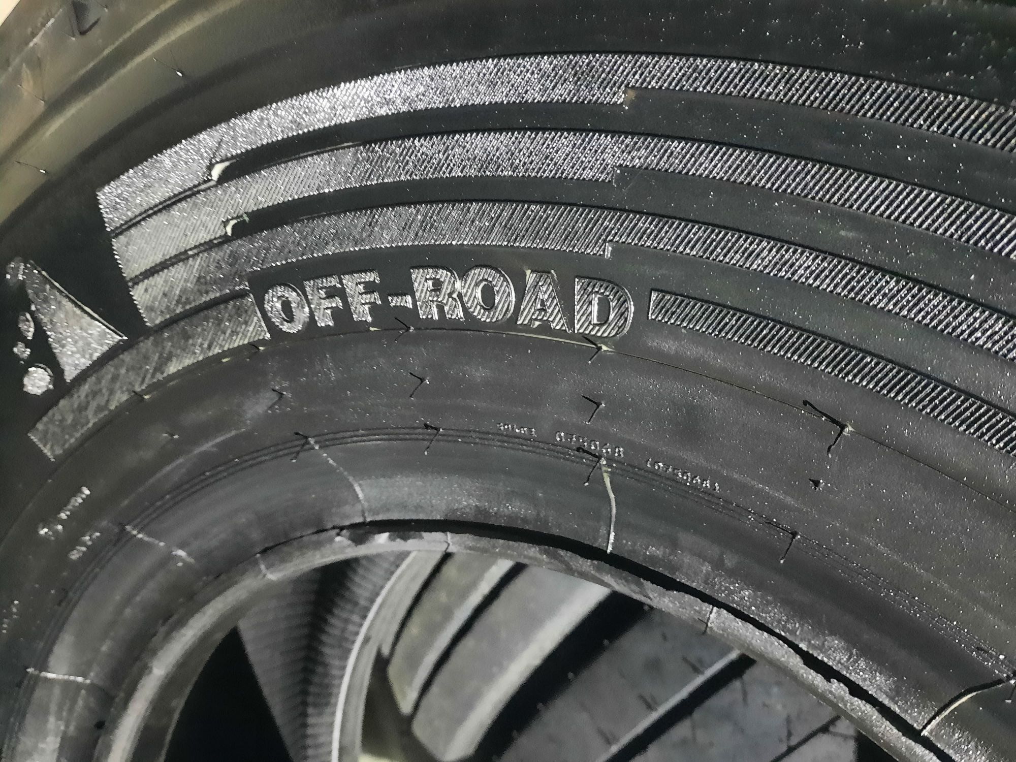 Nowe opony CONTINENTAL 365/85R20 Ciężarowe OFF Road, Najwyższa jakość