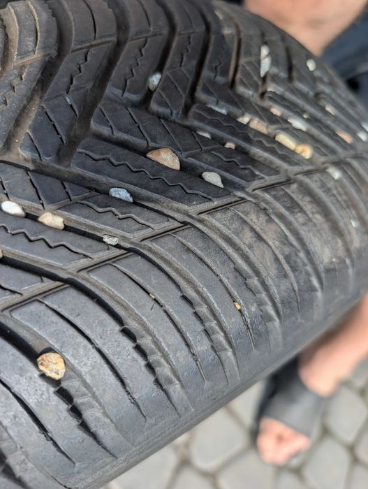 Шина всесезонка 23р 1шт Hankook Kinergy 4s2 195/65 R15 колесо