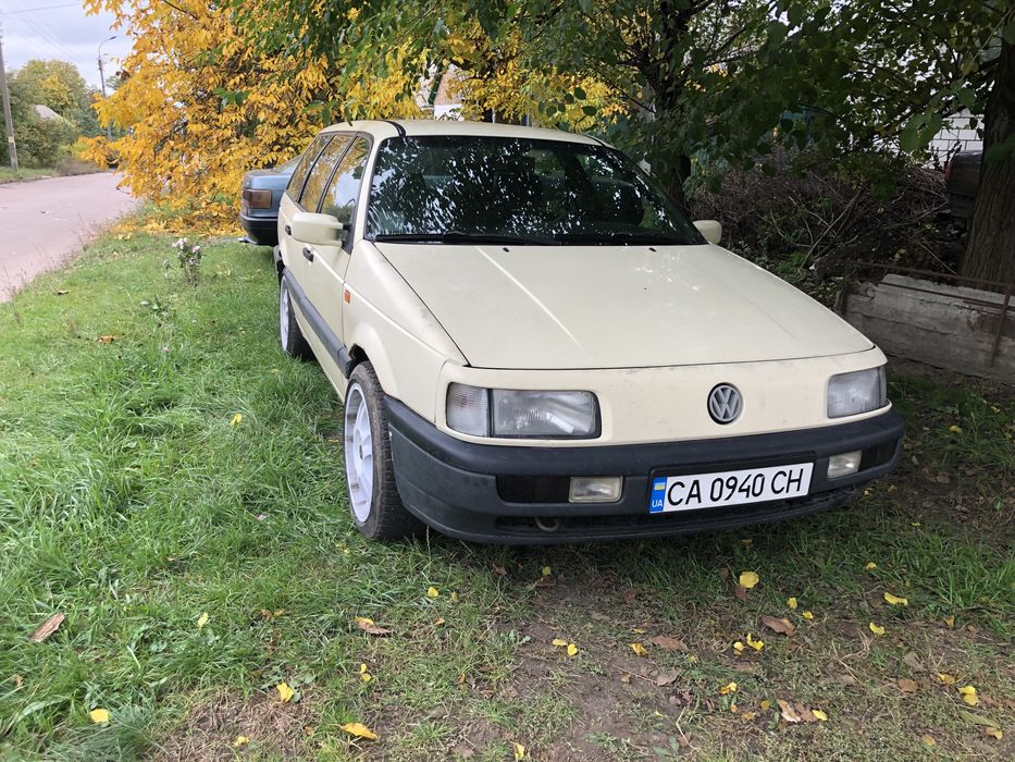 Фольцваген Пассат Б3 1.9Д Volkswagen passat b3 1.9D