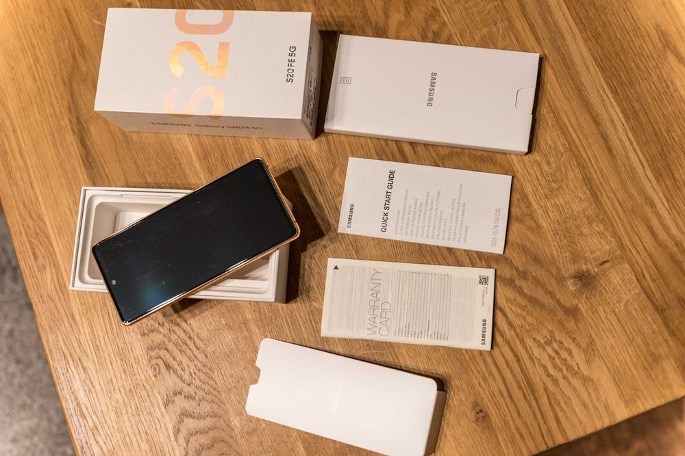 Samsung Galaxy S20 FE 5G 8GB/256GB w ekskluzywnym kolorze -brzoskwinia