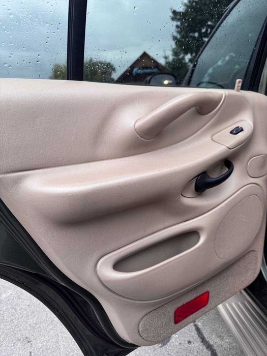 Ford Expedition 5.4L Triton Eddie Bauer (2000) USA Import | 133к миль