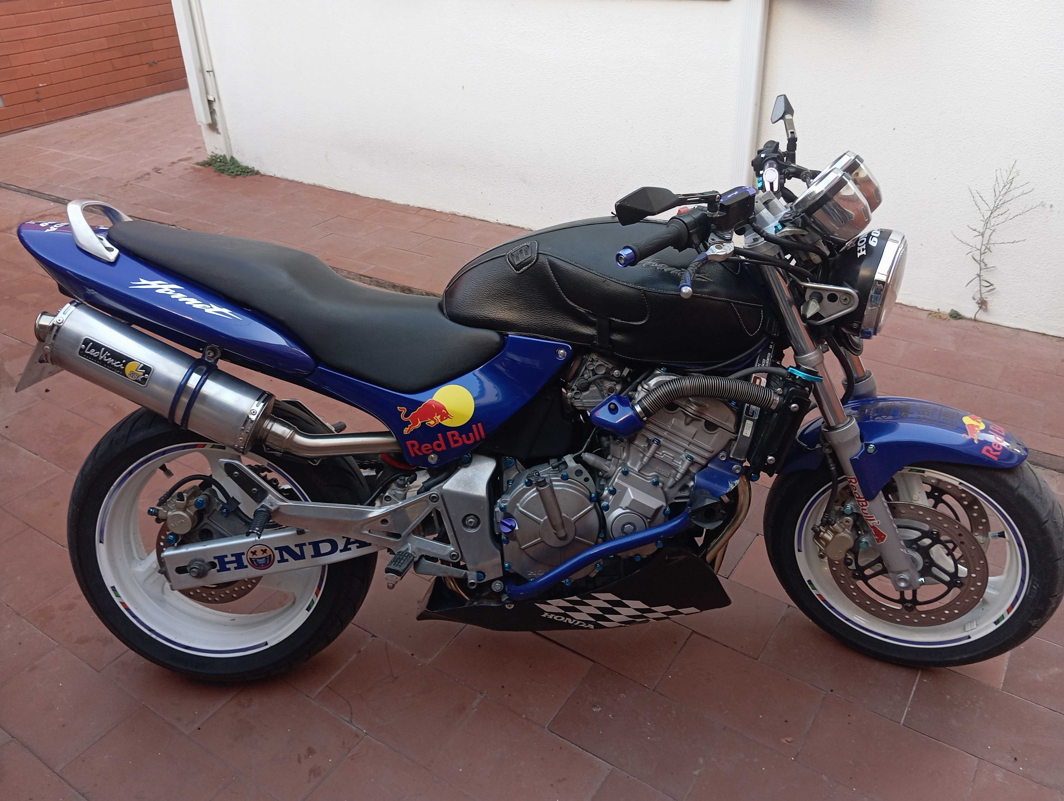 Moto Honda hornet 600