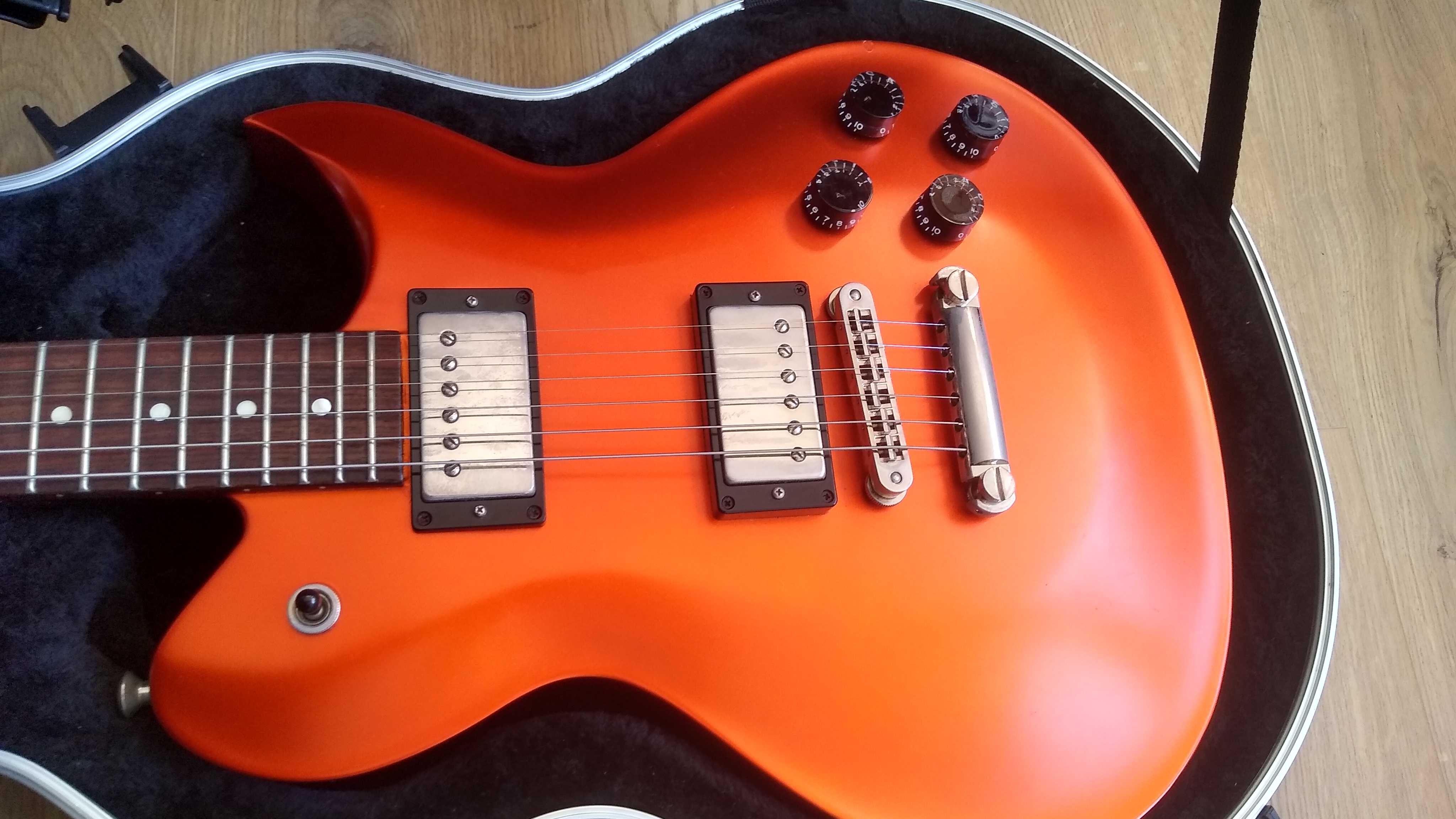 Gitara elektryczna Washburn made in USA