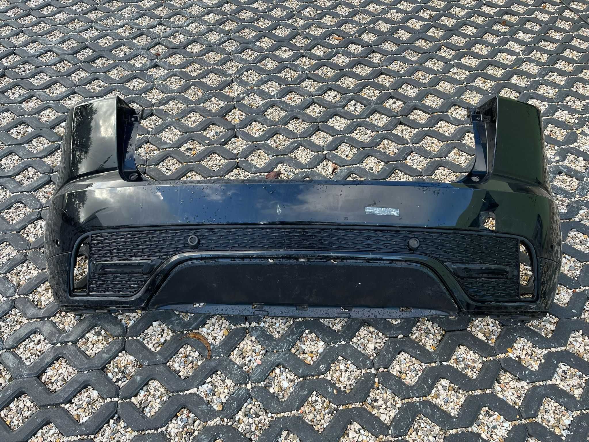 Para-choque Traseiro jaguar e-pace