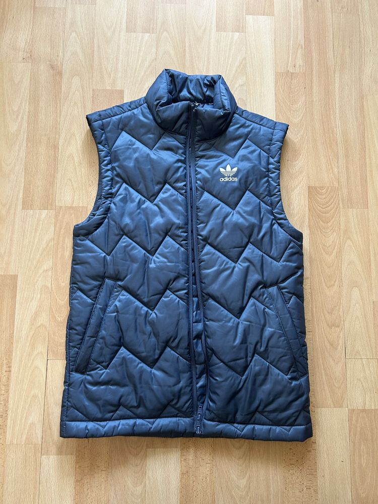 Жилетка Adidas .