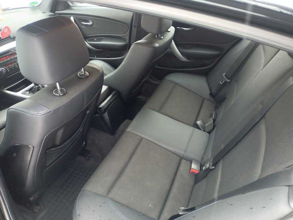 Sprzedam BMW 123D 2011r