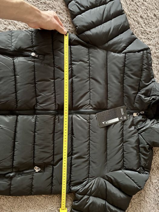 Чорна нова куртка з Італії (2XL)