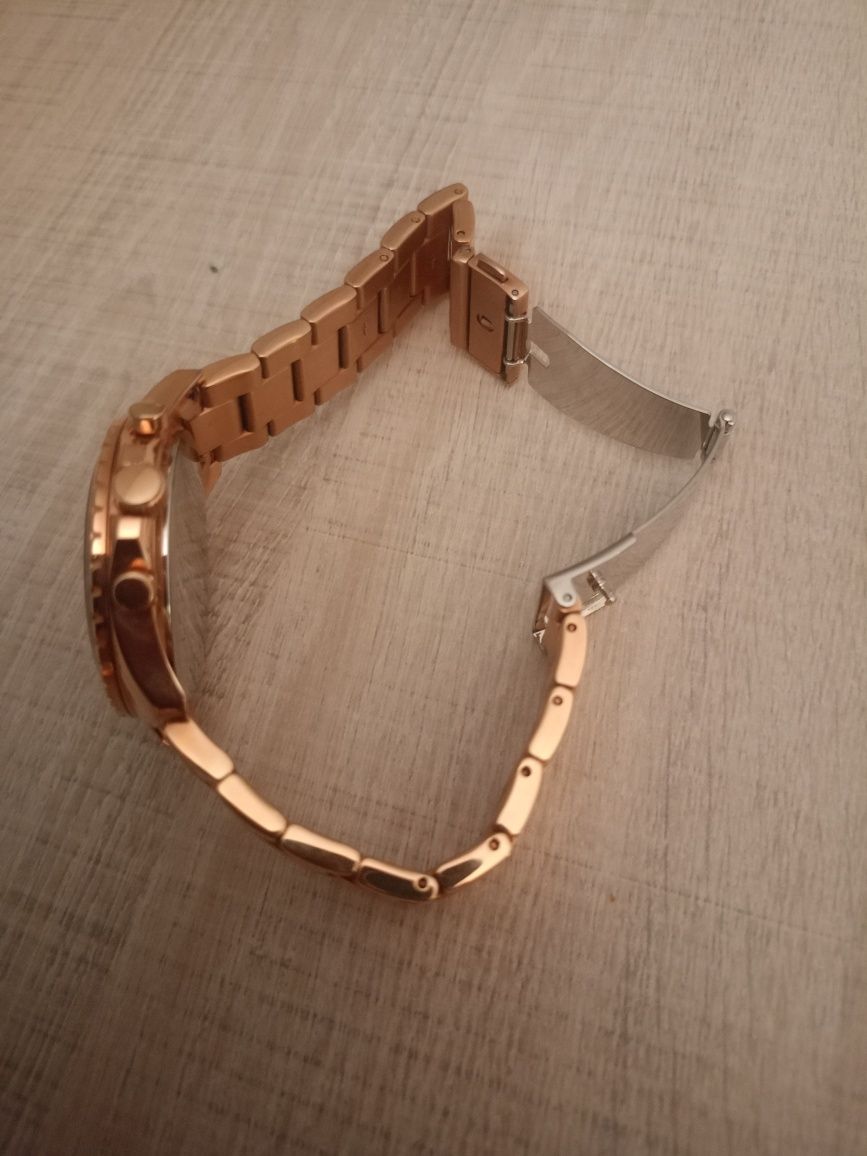 Nowy zegarek GUESS
