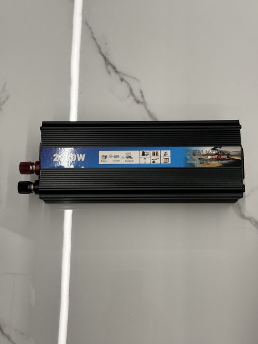Преобразователь напряжения, автомобильный Инвертор  12V-220V 2000W