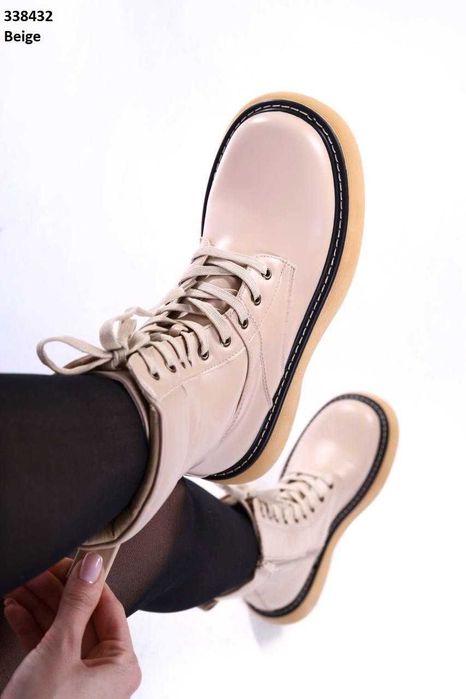 Продам взуття нове