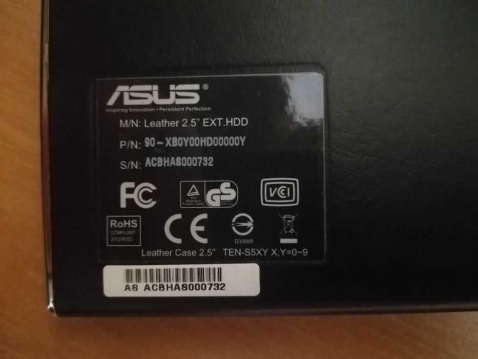 Продам внешний жесткий диск ASUS LEATHER 2.5 EXT.HDD на  500ГБ