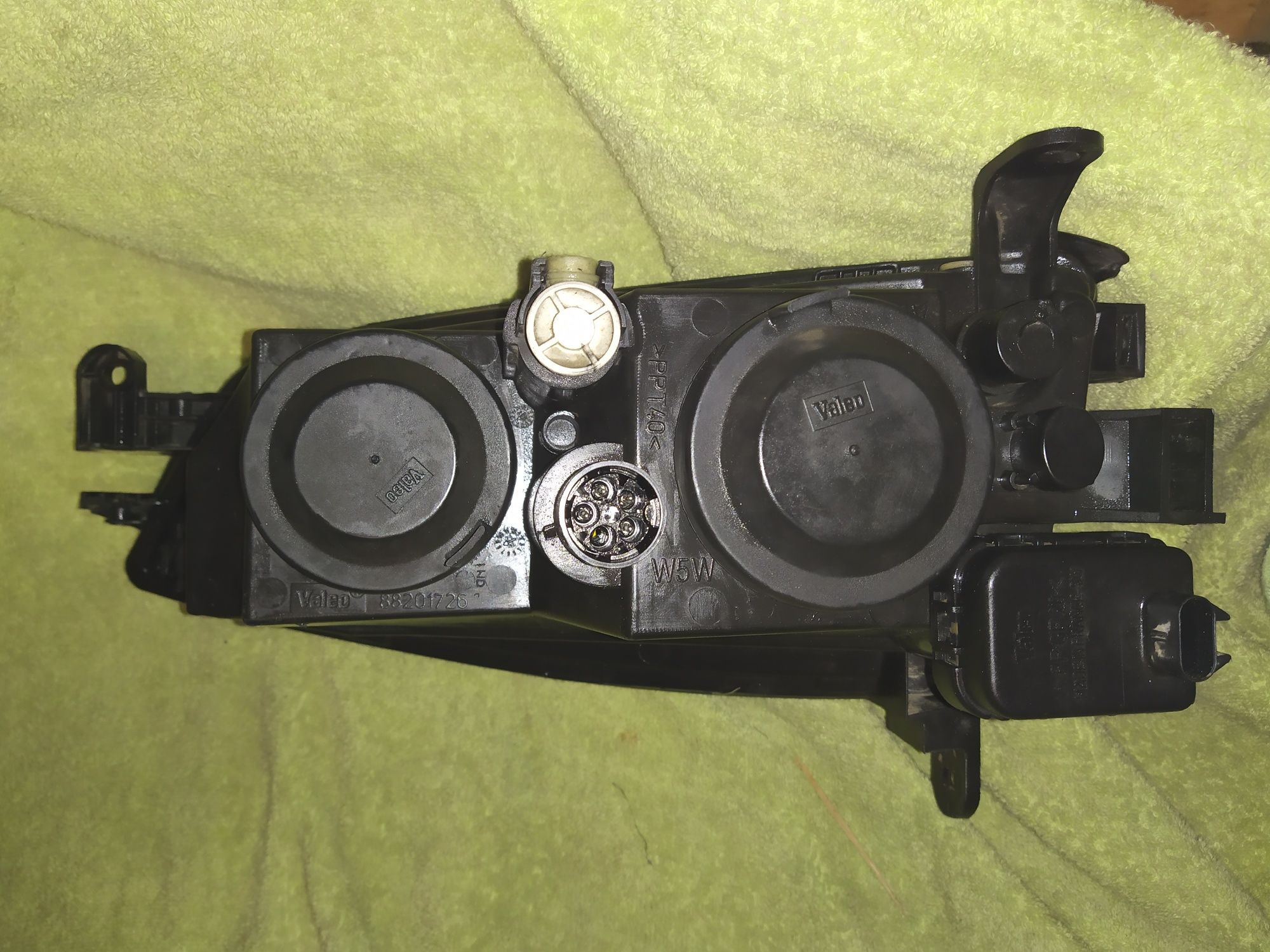 Lampa przód  Opel Vectra b