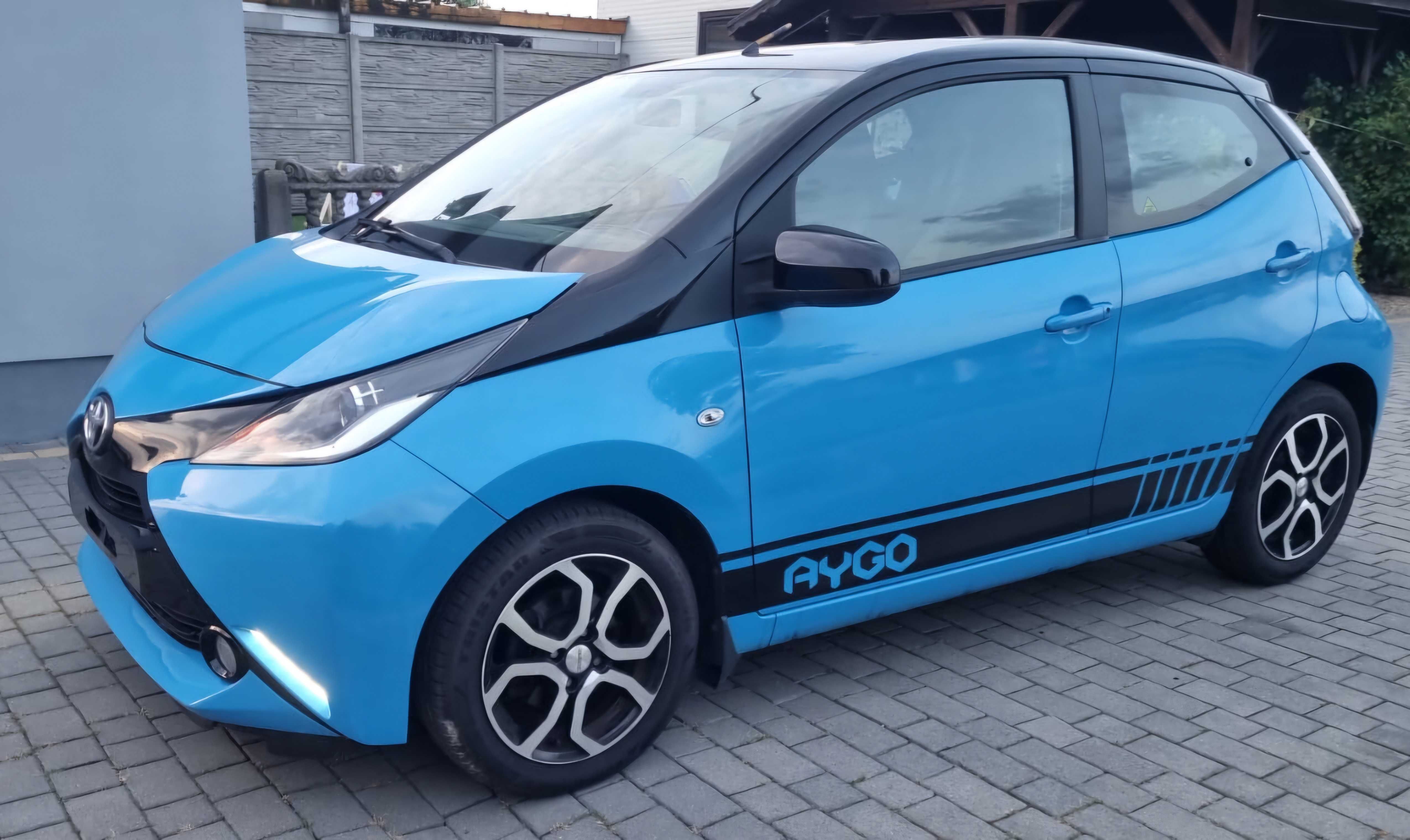 Tyota aygo carplay, tablet ,kamera
