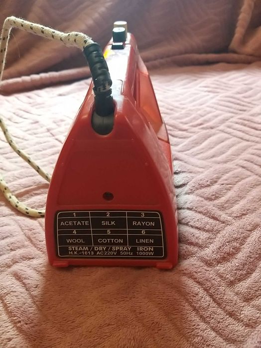 Продам рабочий  японский утюг