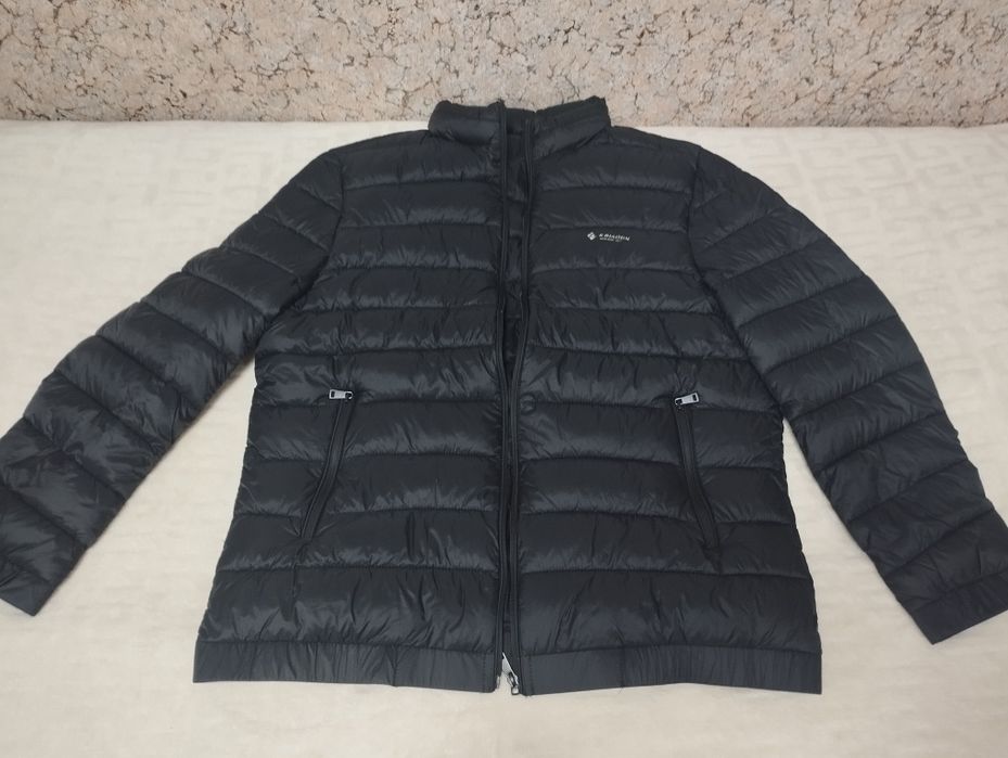 Курточка чоловіча