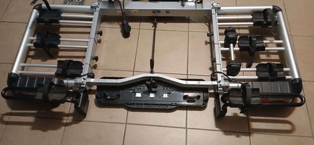 Bagażnik rowerowy na hak Thule 903 na 3 - 4 rowery