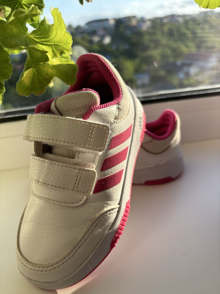 Кросівки adidas 26 розмір 15 см