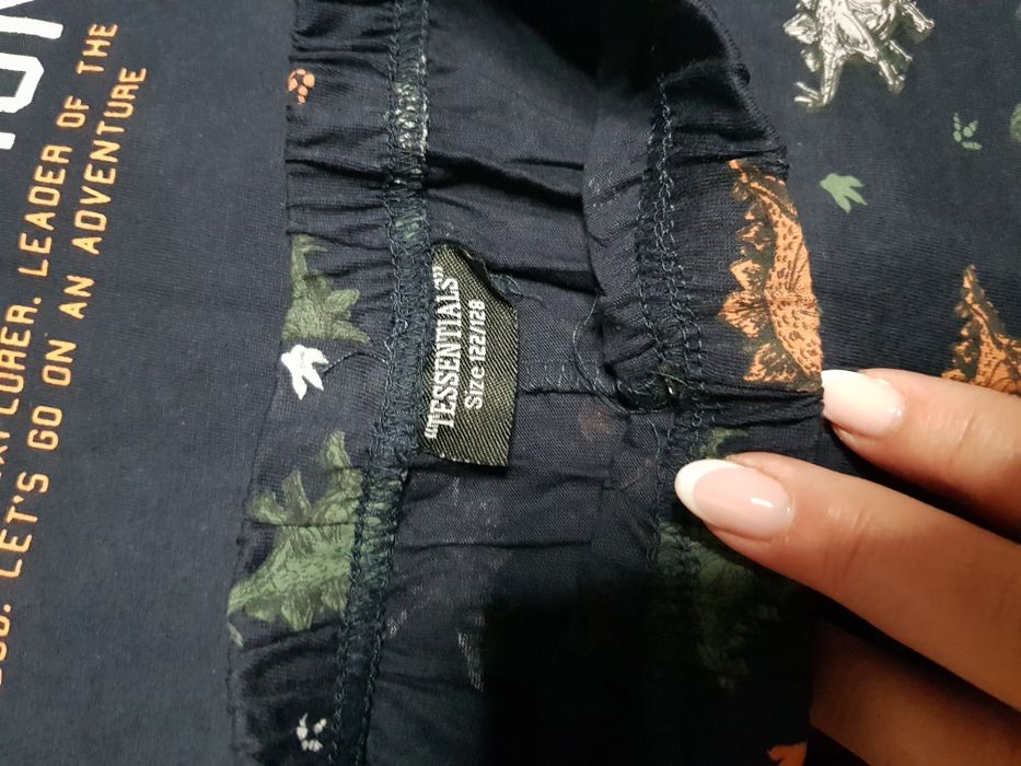 Pizamka dla chłopca z dinosaurami rozmiar 122/128 Nowa