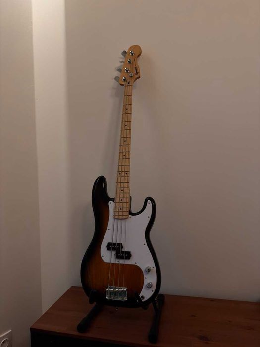 Squier Sonic Precision 2TSB